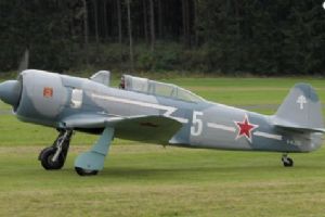 Browse Yakovlev YAK-11